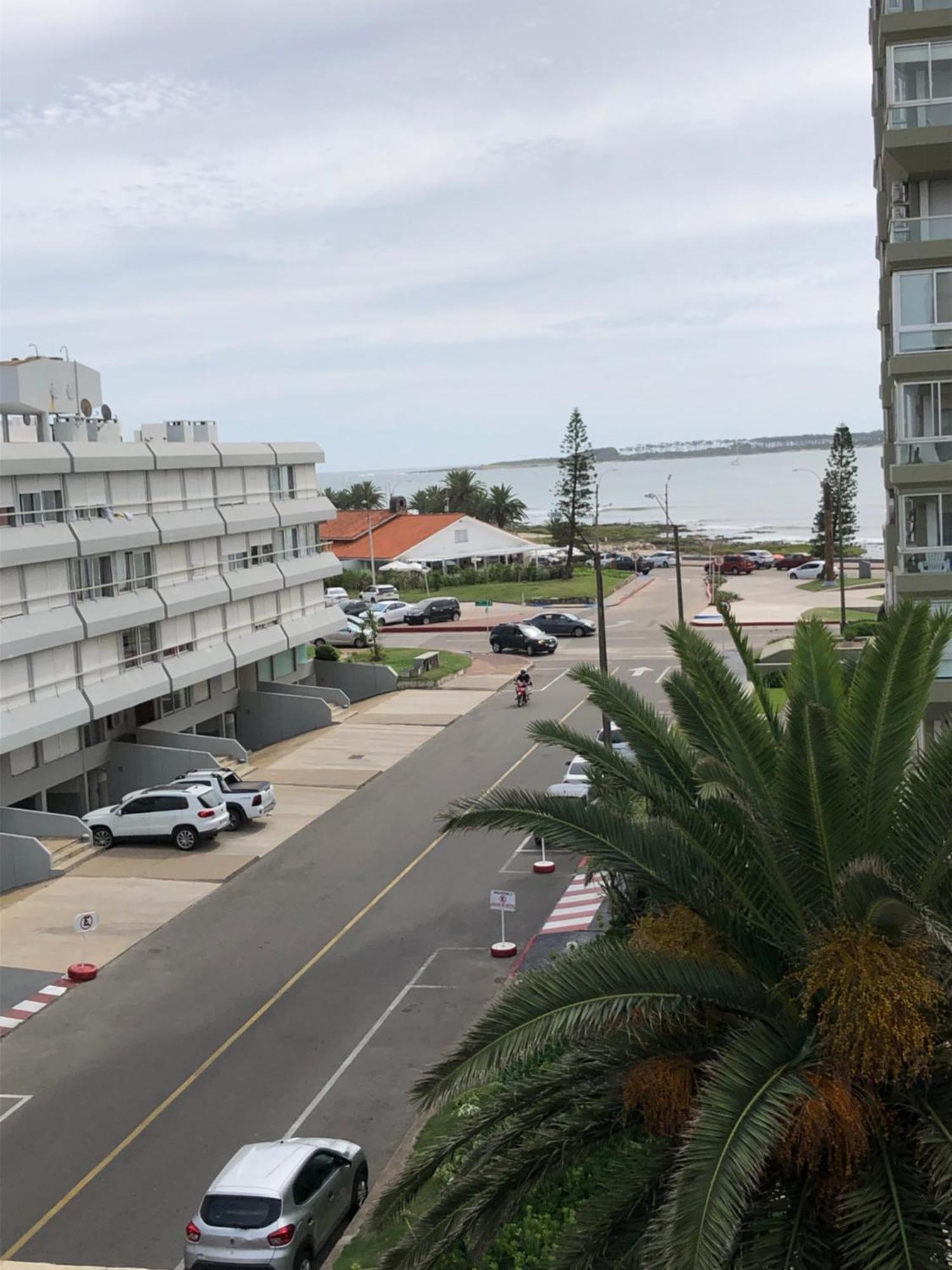 Hotel Gaudi Punta del Este Buitenkant foto